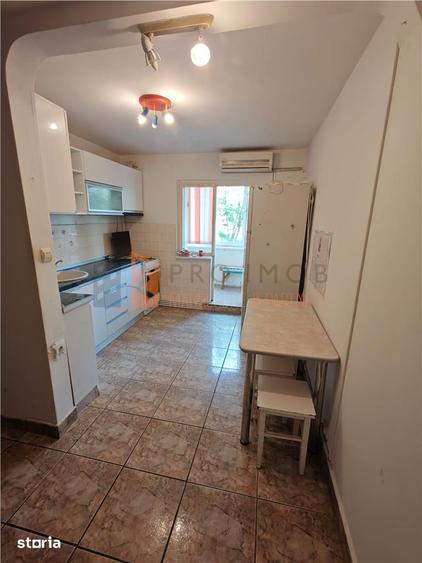 Apartament cu 2 camere decomandat, mobilat în Unirii Sud