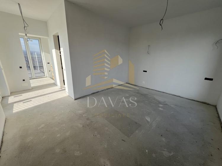 Casă individuală cu 5 camere cu Teren 280 Mp în Borhanci