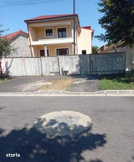 Casă cu 5 camere cu Teren 470 Mp în Brăilița