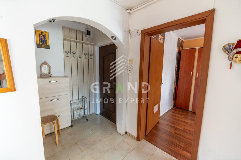 Apartament cu 3 camere semidecomandat, mobilat în Mănăștur