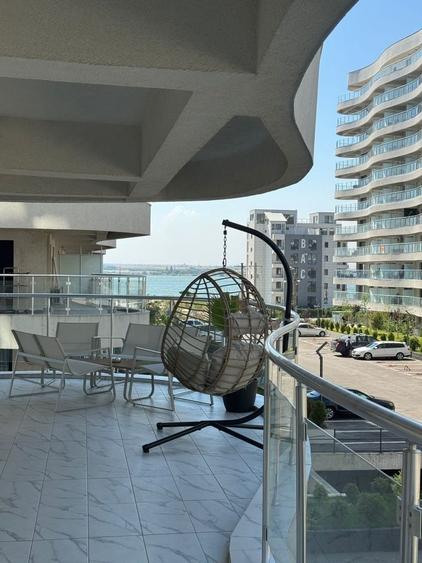 Apartament cu 3 camere decomandat în Năvodari Tabără
