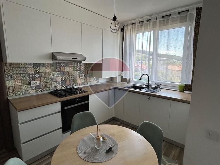 Apartament modern cu 2 camere și parcare inclusă - Strada Răzoare - 4
