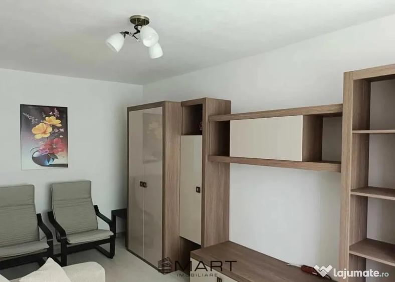 Apartament cu 3 camere decomandat în Vasile Aaron