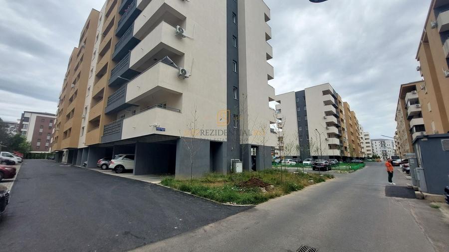 Apartament cu 2 camere semidecomandat, mobilat în Apărătorii Patriei