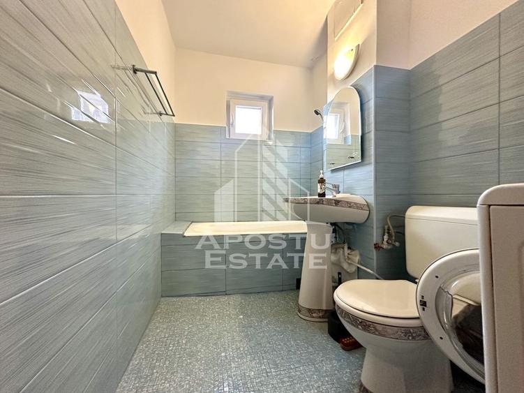 Apartament cu 4 camere decomandat, mobilat în Girocului