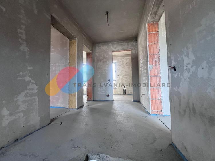 Casă individuală cu 4 camere cu Canalizare în Dezmir