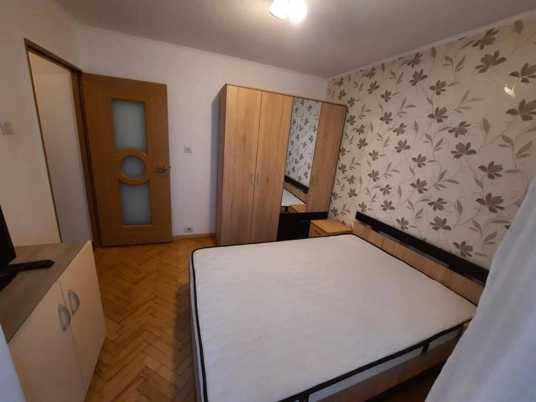 Inchiriez apartament 2 camere etaj 1 - 2