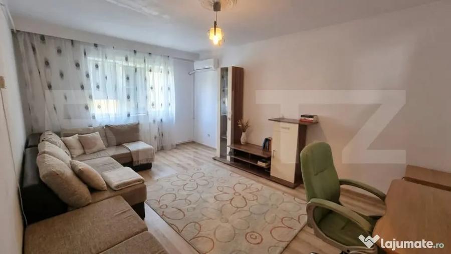Apartament 2 camere, zona Nicolina - 9