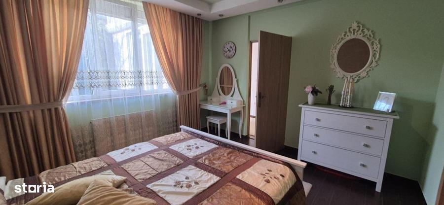 Casă cu 3 camere cu Canalizare în Ferentari