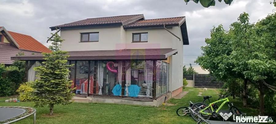 Sabareni, casa 2011, P+M 4 camere + dependin?e, curte 500 mp - Sabareni (Giurgiu) - 1