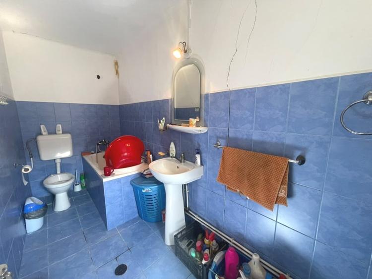 Casă individuală cu 4 camere cu Canalizare în Bucerdea Vinoasă