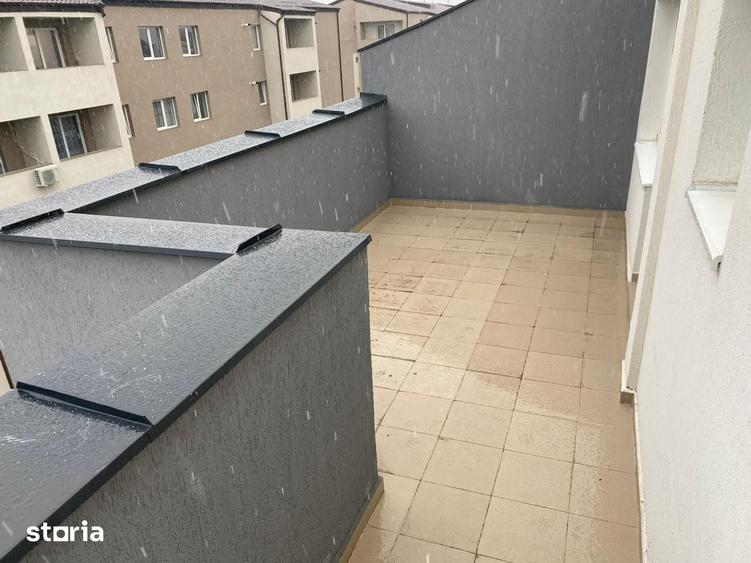 Garsoniera cu terasa generoasa |2 minute Metrou | Str. Biruintei - 2