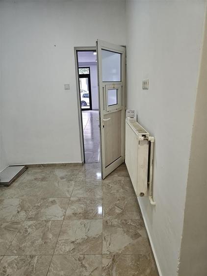 Spațiu comercial, de 50 mp, în Central