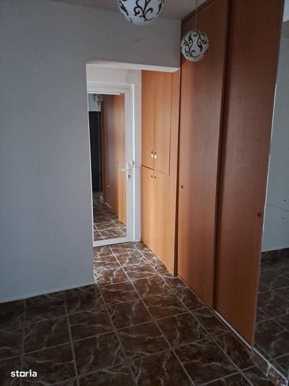 Apartament cu 2 camere decomandat în Sud