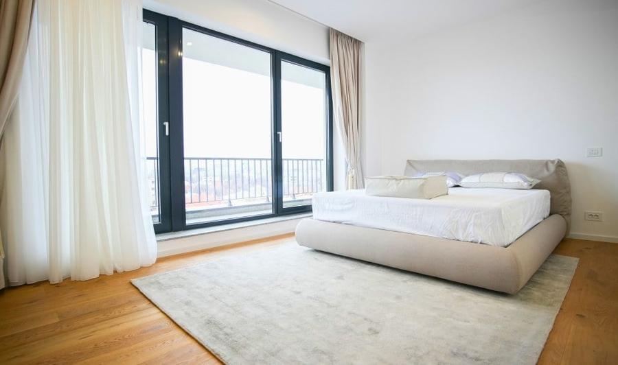 Apartament cu 5 camere în Dacia