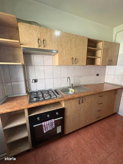 2 cam d 52 mp zona podul de fier renovat modern et.1/4 450 euro liber - 15