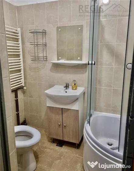 Apartament cu 2 camere nedecomandat în Central