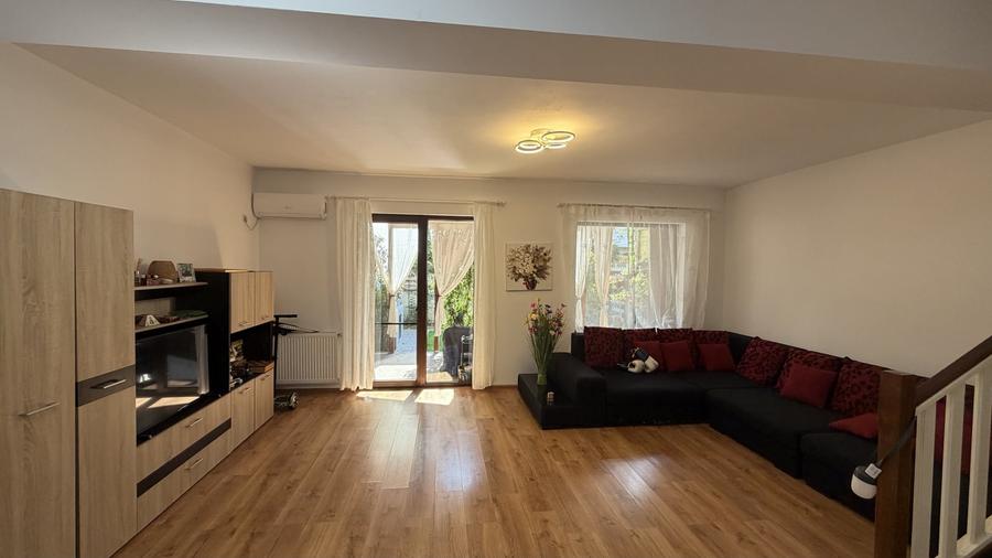 CEA MAI MARE VILA INSIRUITA DIN CHIAJNA, 173 mp construiti, str Luceafarului - 2