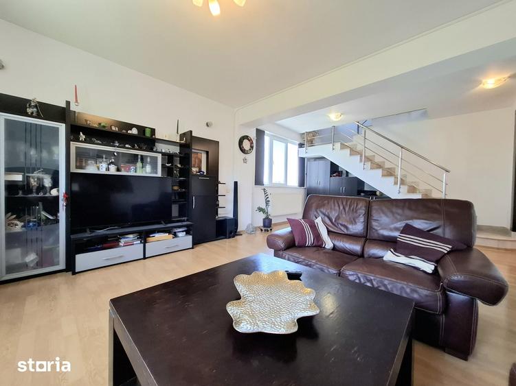 Apartament cu 4 camere în Titan