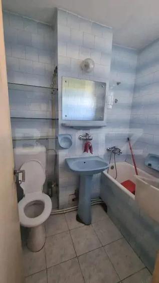 Apartament cu 2 camere decomandat, mobilat în Solidarității
