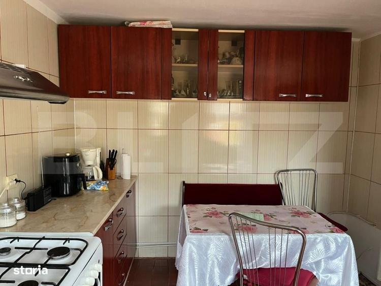Casă cu 4 camere cu Teren 1187 Mp în Central