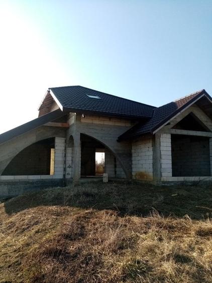 Casă individuală cu 3 camere cu Teren 3100 Mp în Râncăciov