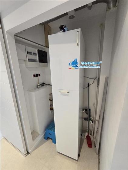 Apartament cu 4 camere semidecomandat, mobilat în Titan
