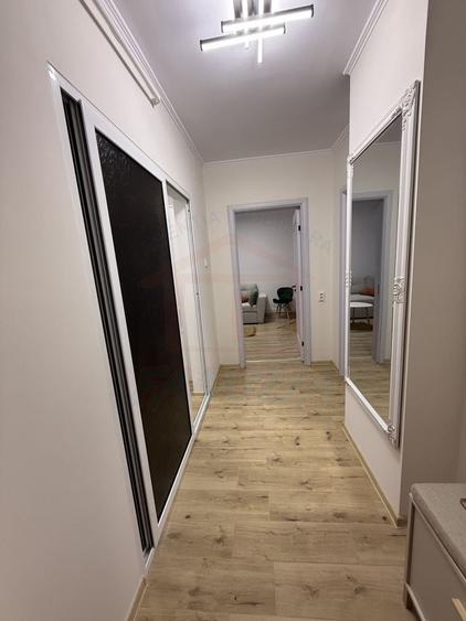 Garsonieră decomandată, mobilată în Faleză