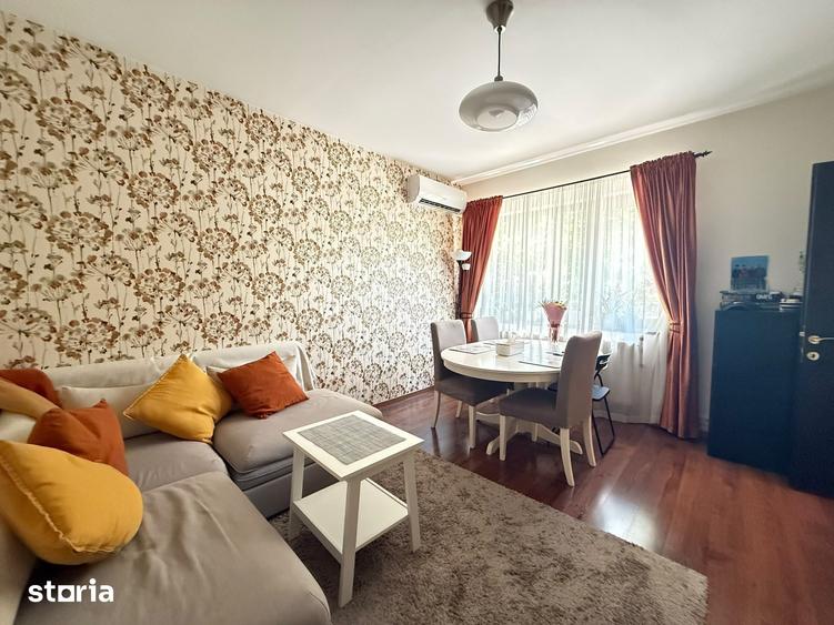 Casă cu 5 camere cu Teren 183 Mp în Vatra Luminoasă