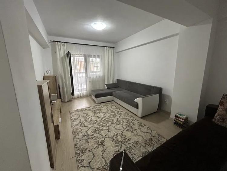 Apartament cu 2 camere decomandat, mobilat în Dămăroaia