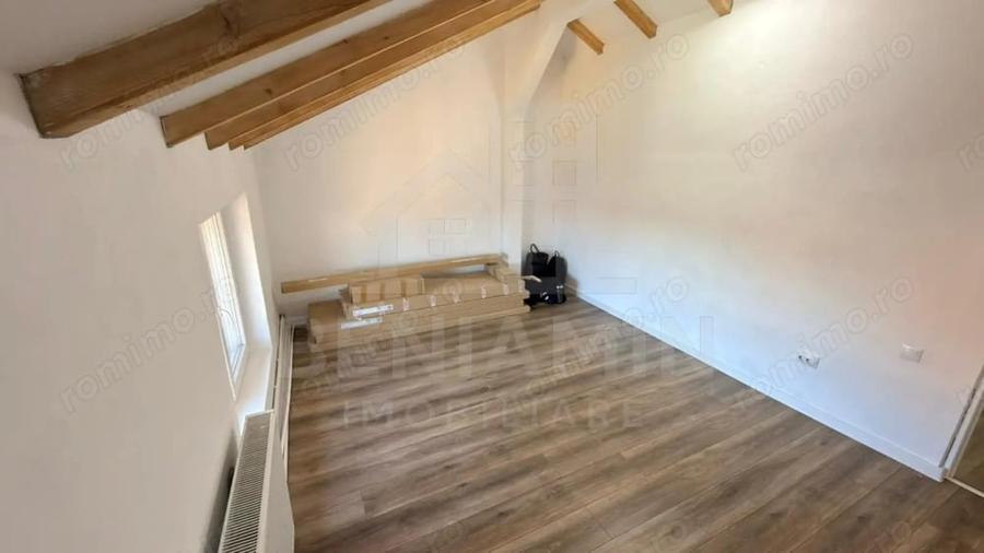 Casă cu Teren 562 Mp în Brestei