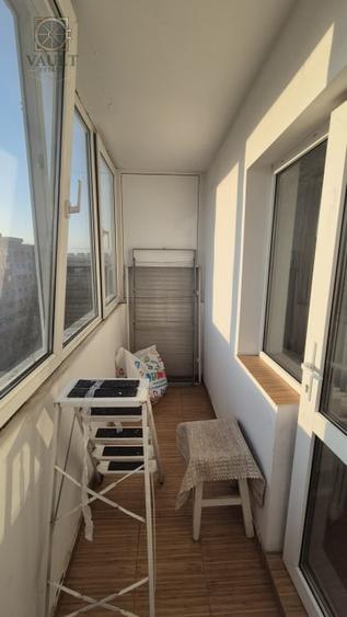 Apartament cu 3 camere decomandat, mobilat în Teiul Doamnei