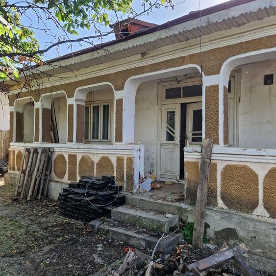 Casă cu 2 camere în Exterior Vest