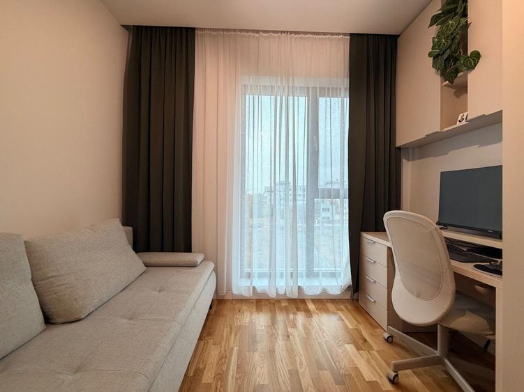Apartament cu 3 camere decomandat, mobilat în Străulești