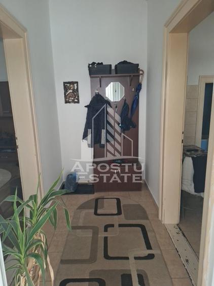Apartament cu 2 camere semidecomandat, mobilat în Iosefin