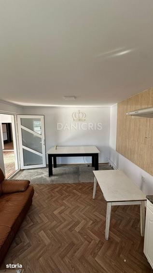 Casă cu 3 camere decomandat cu Teren 275 Mp în Palas