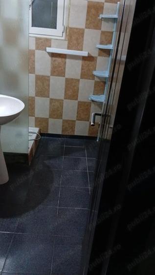 Inchiriez ap.2 cam. decomandate,parter,nemobilat.Se poate inchiria ?i ca spa?iu comercial,birouri - 5
