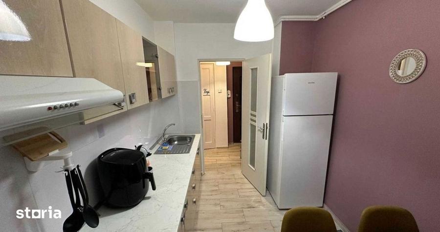 Apartament cu 2 camere, mobilat în Central