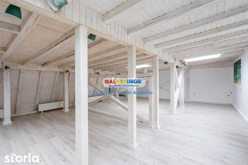 Casă cu 5 camere cu Teren 70 Mp în Romană