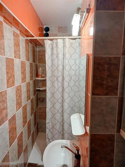 Apartament cu 4 camere decomandat în Calea Aradului