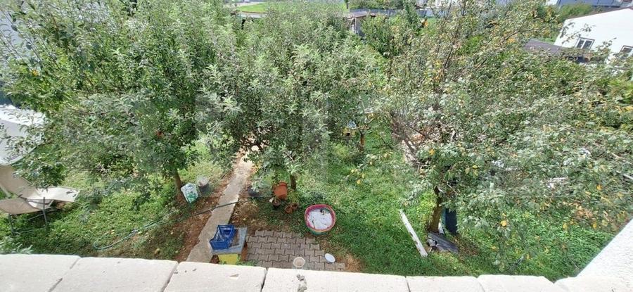 Casă individuală cu 5 camere cu Canalizare în Careiului