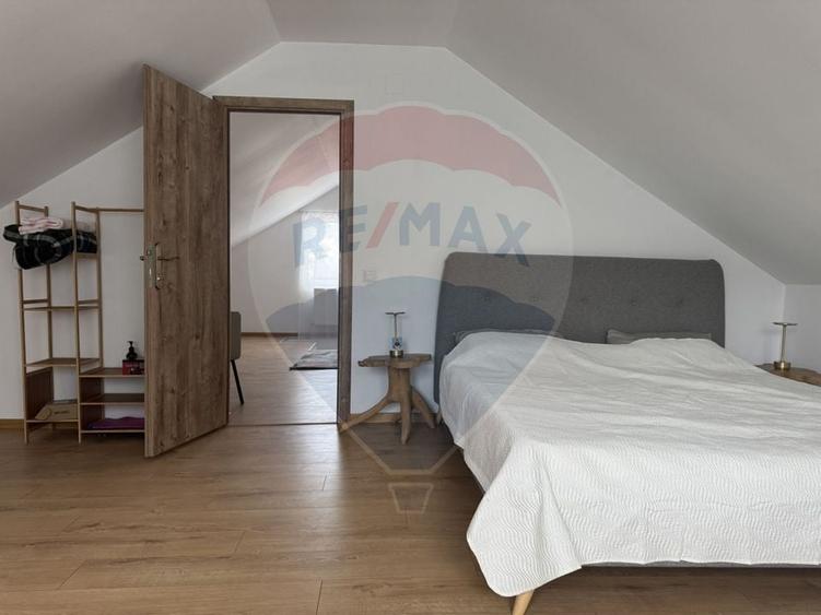 Casă individuală cu 6 camere cu Teren 2800 Mp în Livada (Petreștii de Jos)