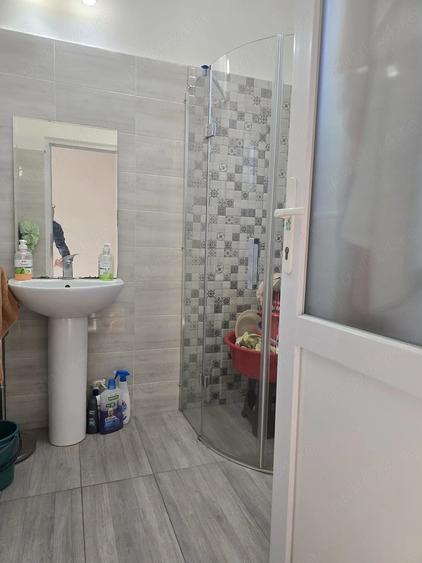 Casă cu 3 camere cu Teren 1800 Mp în Drăgoiești