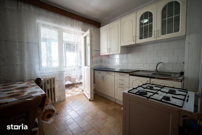 Apartament cu 4 camere în Sud