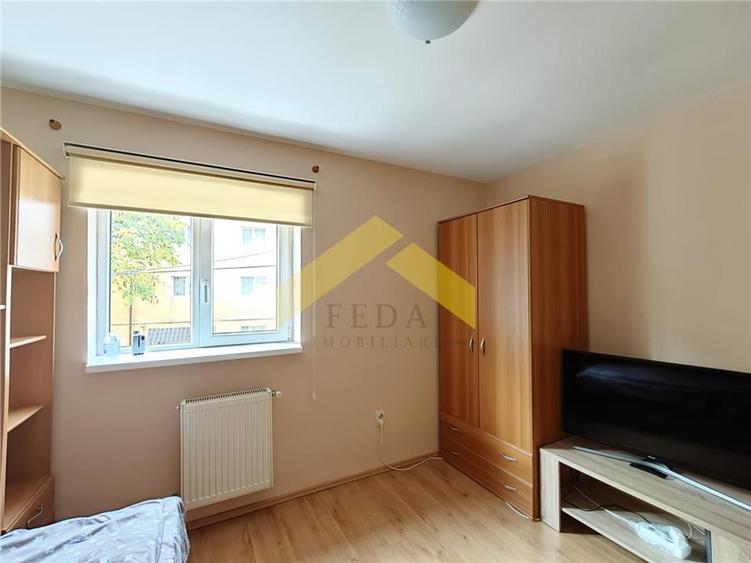 Apartament cu 2 camere decomandat în Lipovei