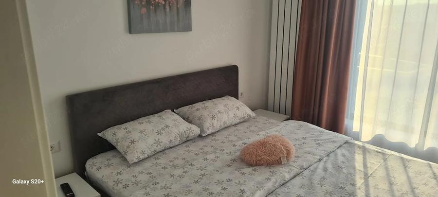Garsonieră decomandată în Central