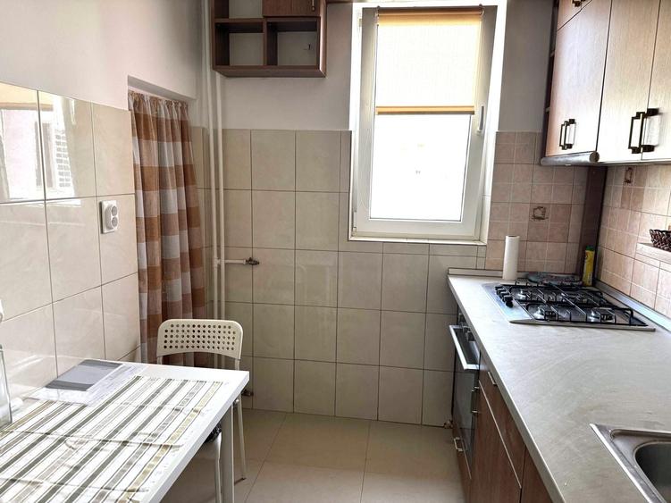 🏡 Închiriez Apartament cu 2 camere , loc de parcare, 250 m metrou Titan - 3