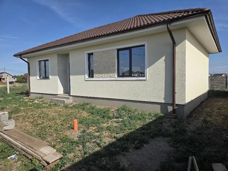 Casă cu Teren 503 Mp în Moșnița Veche