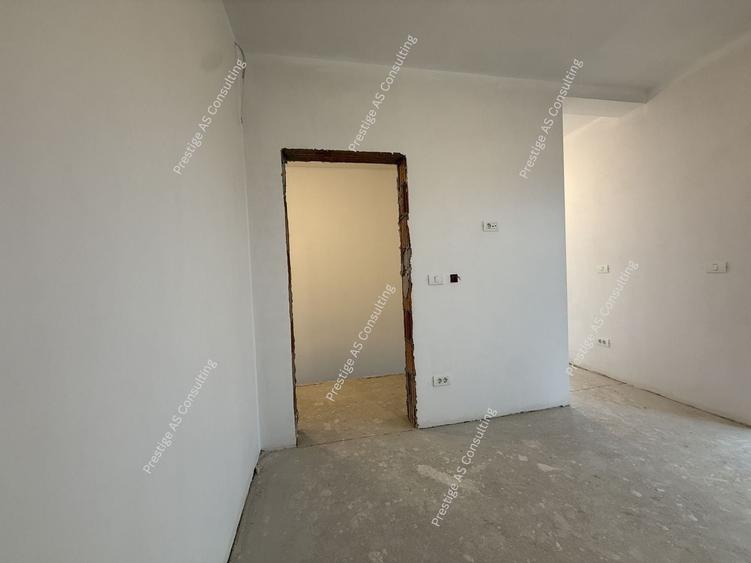 Duplex cu 4 camere cu Canalizare în Giarmata