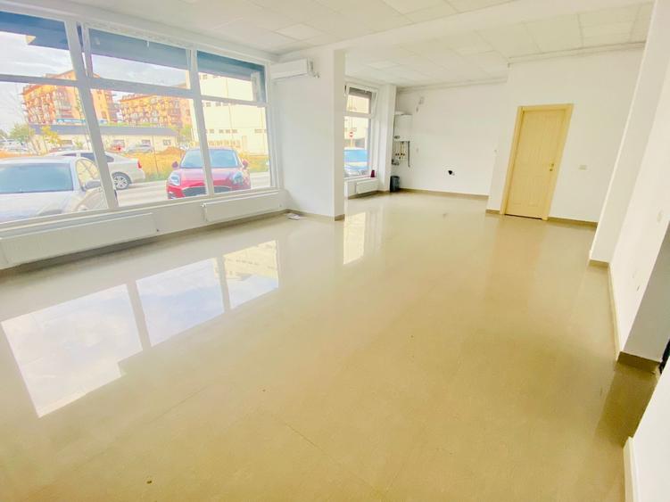 Spațiu comercial, de 52 mp, în Chiajna
